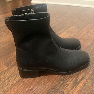 Aerosole NWT Dazzy stretch Equestrian Ankle Boot